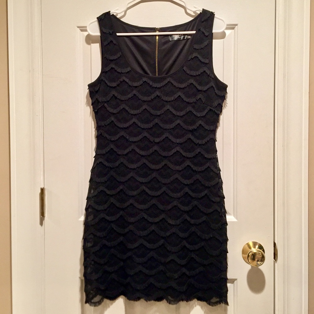EUC Timeless 20’s Inspired Little Black Dress